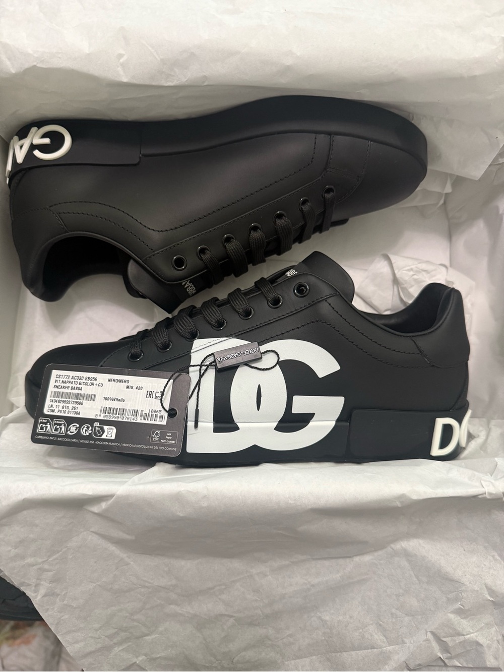 Dolce & Gabbana Black Sneakers with White DG Logo